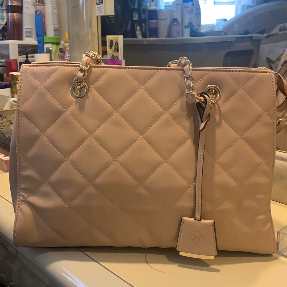 Kelly & Katie purse